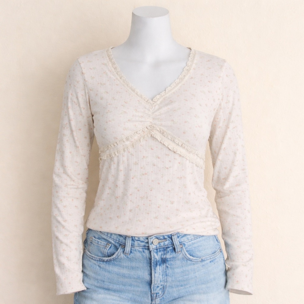 POL Floral Lace Trim Top Cream Cottagecore Long Sleeve Boho Romantic